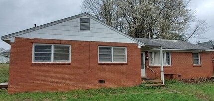 Building Photo - 2513 Campbell St