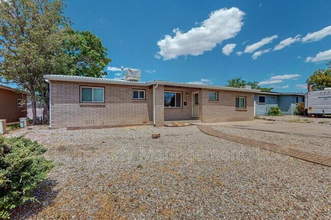 Building Photo - 5609 Alta Monte Avenue Northeast