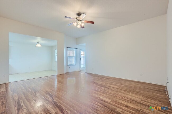 Building Photo - 200 Druse Ln