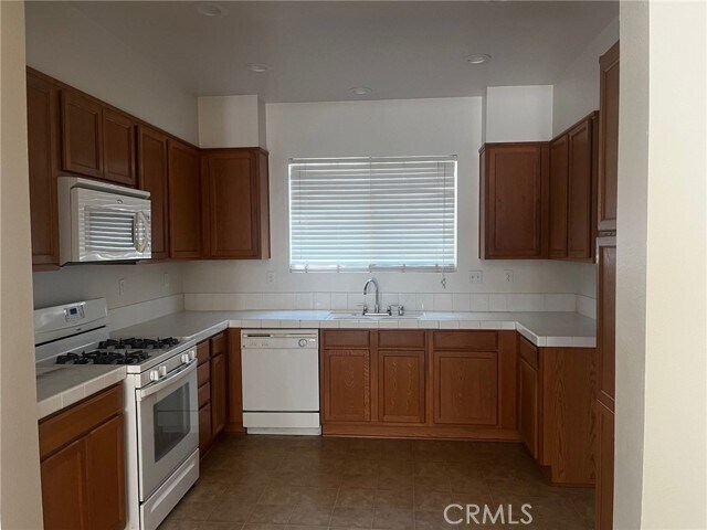 Foto del edificio - 34047 Lily Rd