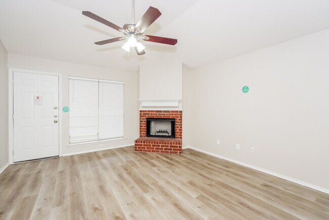 Foto del edificio - 5905 Aloe Ct