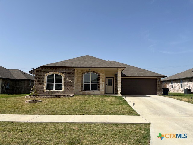 Foto principal - 6009 Cactus Flower Ln