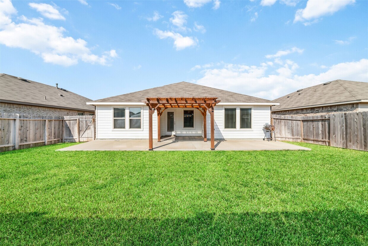 Foto del edificio - 5502 Creekside Ridge Trail