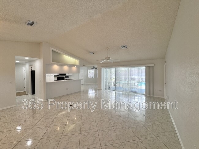 Foto del edificio - 8442 Eldridge Rd