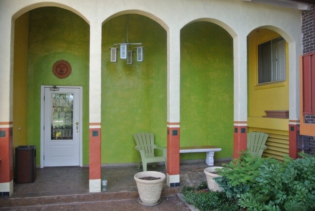 Online for roommate application only - Online for roommate application only House