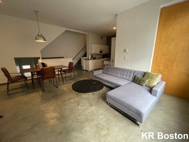 Foto del edificio - 242 E Berkeley St