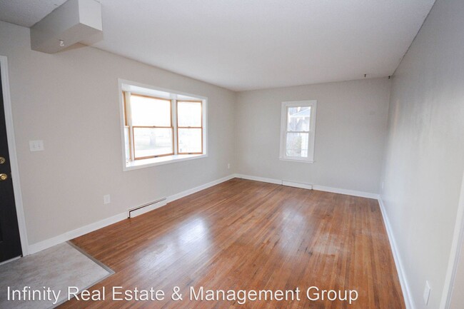 Building Photo - 3 br, 2 bath House - 1405 14th Ave NW