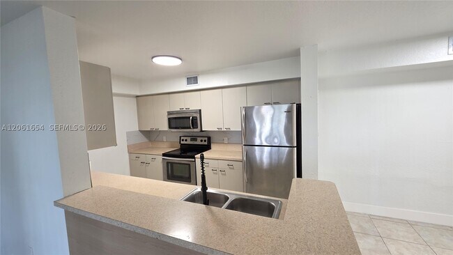 Foto del edificio - 15480 SW 284th St