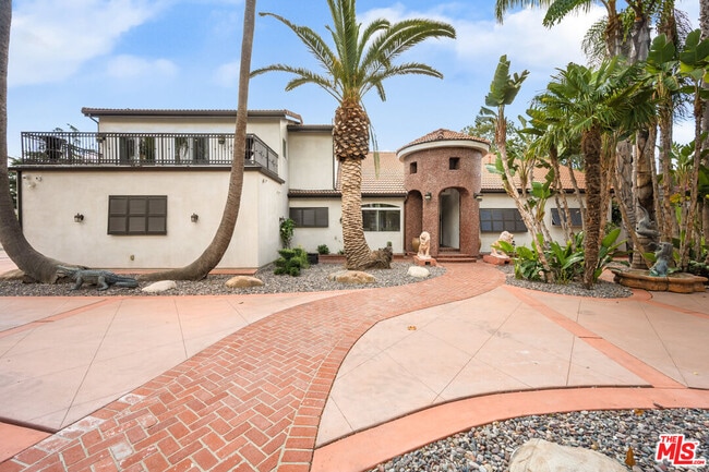 Building Photo - 23400 Califa St