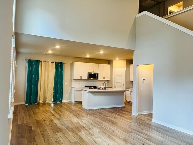 Foto del edificio - 806 Els Court