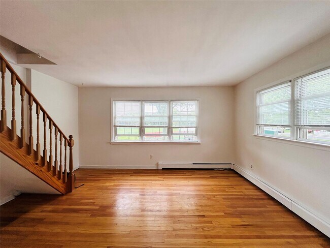 Foto del edificio - 388 N Alleghany Ave