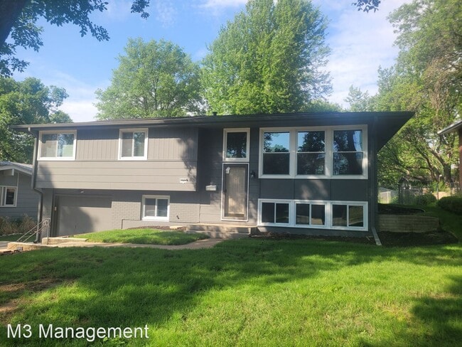 Building Photo - 3 br, 2 bath House - 13427 Pine Street