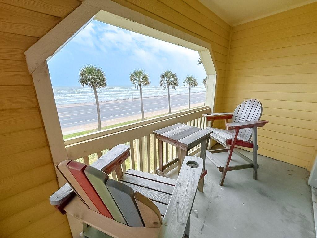 Primary Photo - 7000 Seawall Blvd