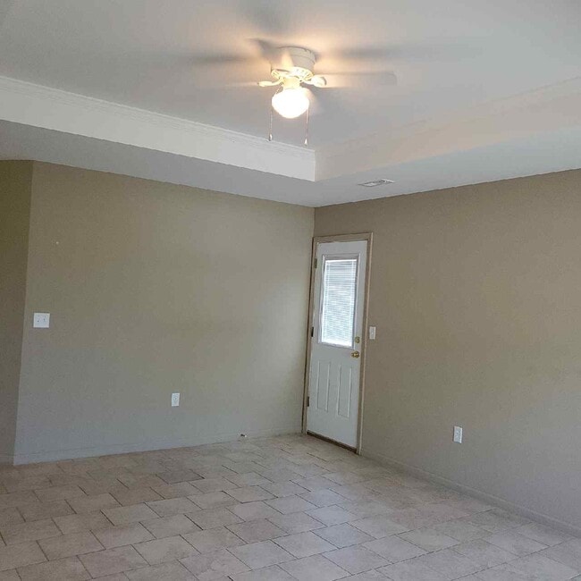 Foto del edificio - 524 W Gay St