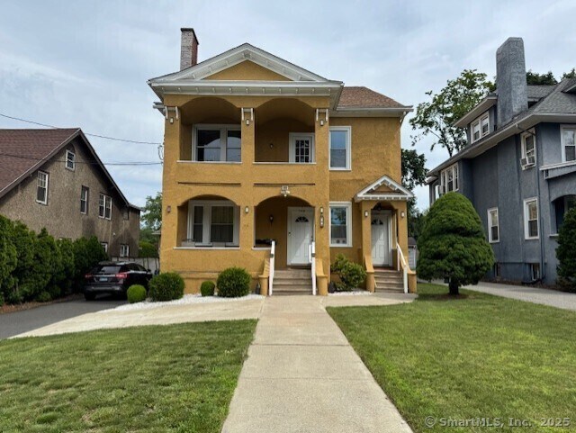 Primary Photo - 760 Farmington Ave