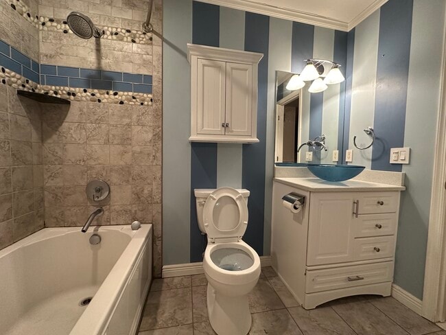 Foto del edificio - 502 Greenhill Ct