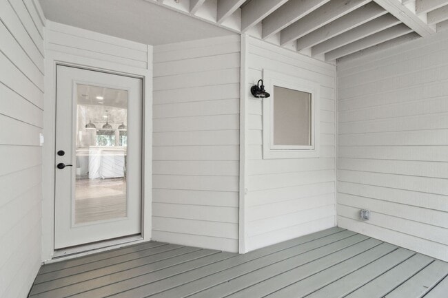 Building Photo - Modern Marshfront Condo in Fiddlers Bend –...