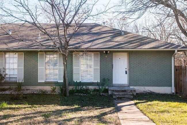 Foto del edificio - 9007 Little Walnut Pkwy