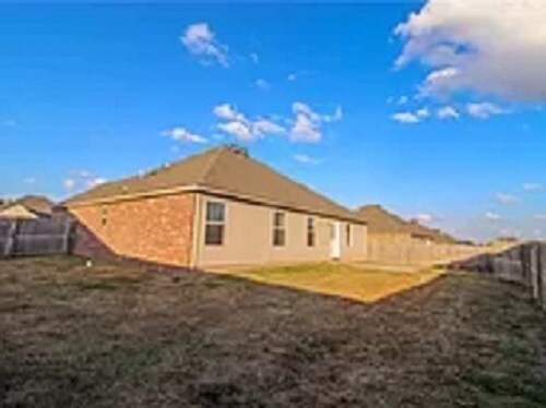 Building Photo - 621 Saddlehorn Lane