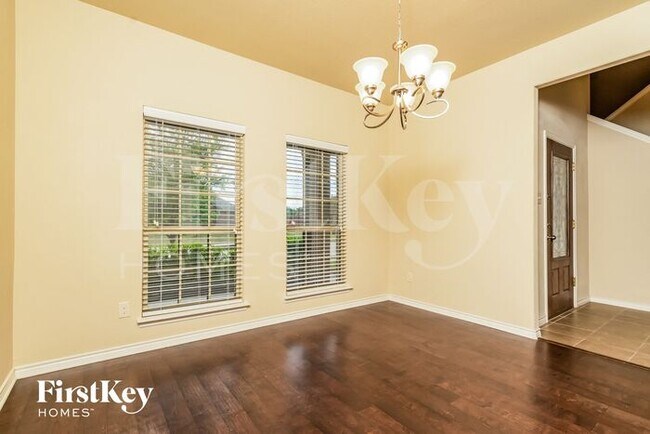Foto del edificio - 1016 Hiddencreek Dr