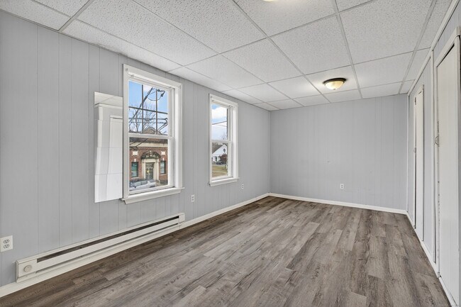 Foto del edificio - 84 Main St