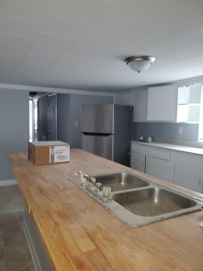 Foto del edificio - 4514 Sterling St