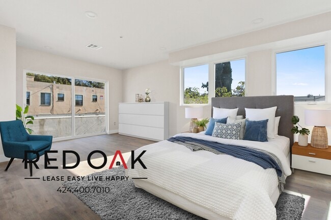 Building Photo - BRAND NEW Four Bedroom With, NEW Stainless...