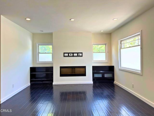 Building Photo - 869 S Euclid Ave