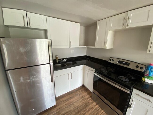 Foto del edificio - 4424 57th Ave N