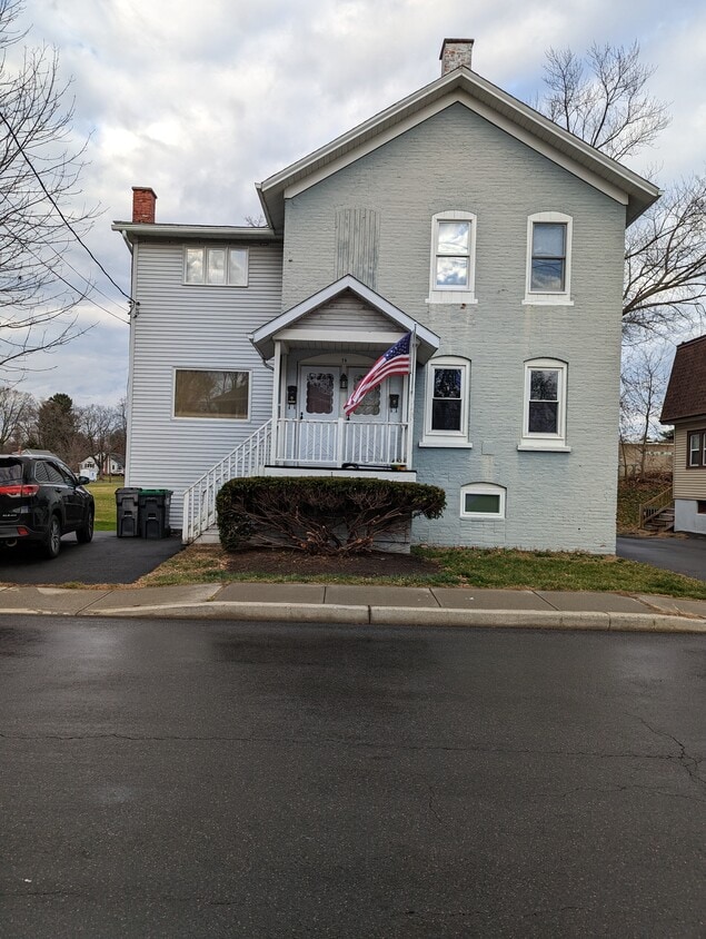 792 Green Ave Unit 2nd floor, Castleton, NY 12033 Apartments in