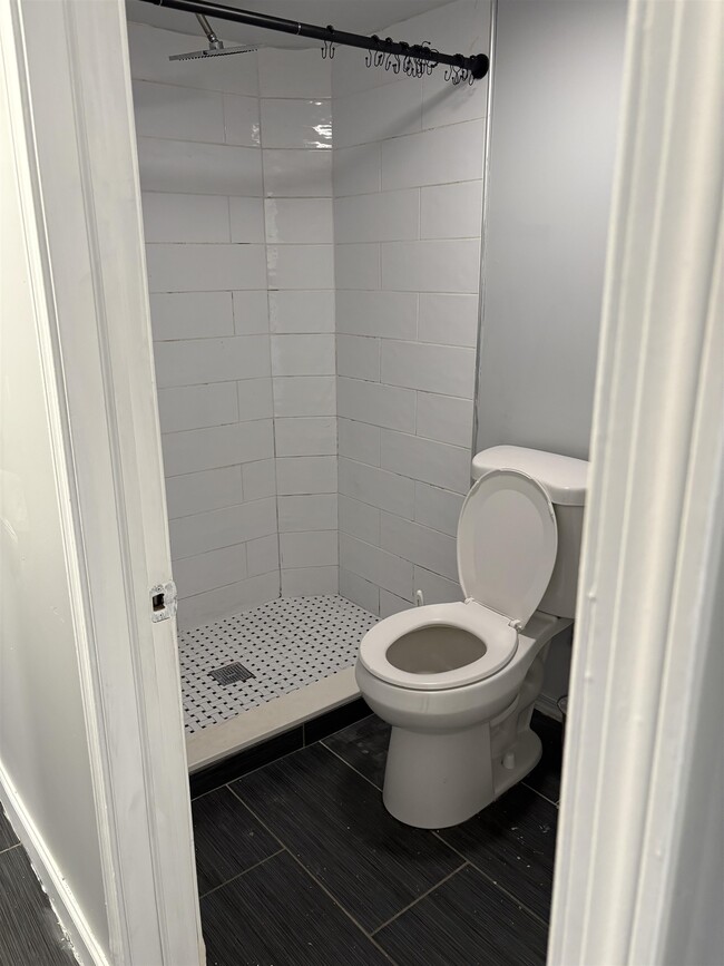 Foto del edificio - 579 Liberty Ave