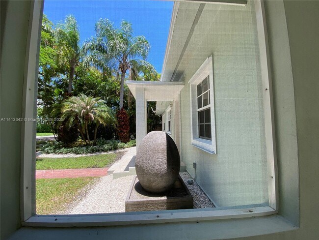 Foto del edificio - 5940 SW 47th St