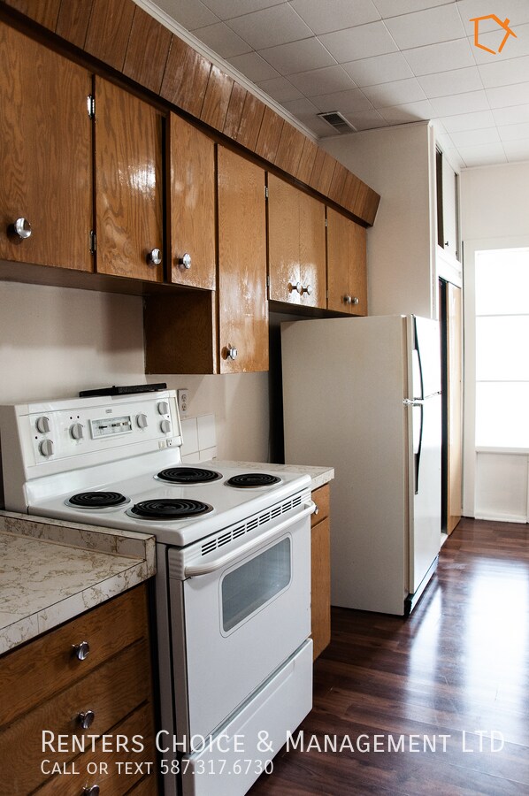 Photo du bâtiment - Ground Level Apartment Unit in Taber