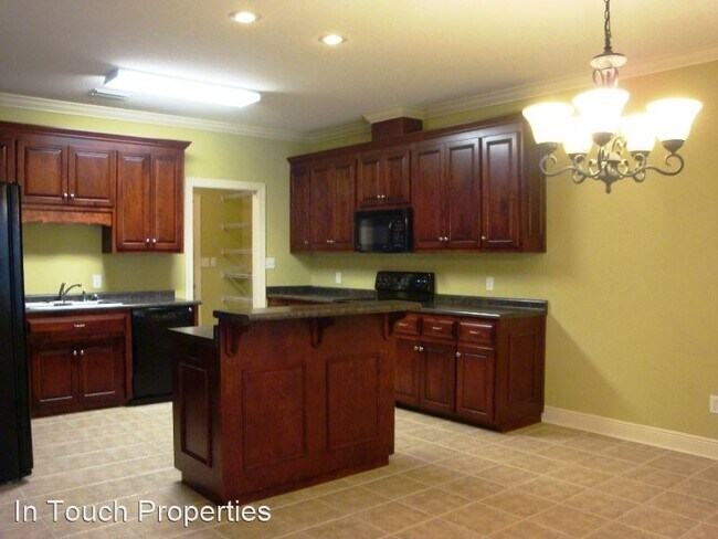 Foto del edificio - 3 br, 2 bath House - 3848 Heather Way
