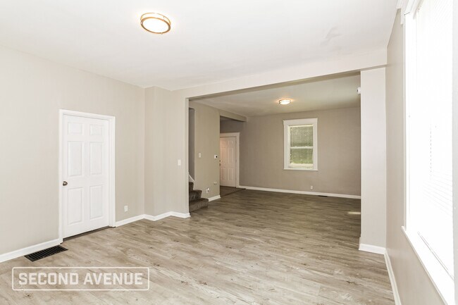 Foto del edificio - 1734 Gilsey Ave