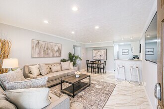 Building Photo - 2507 Montrose Blvd