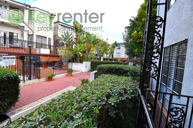 Building Photo - Carlsbad|Orleans East community, La Costa neighborhood | Multi-level Apartment | Enjoy quick acce...