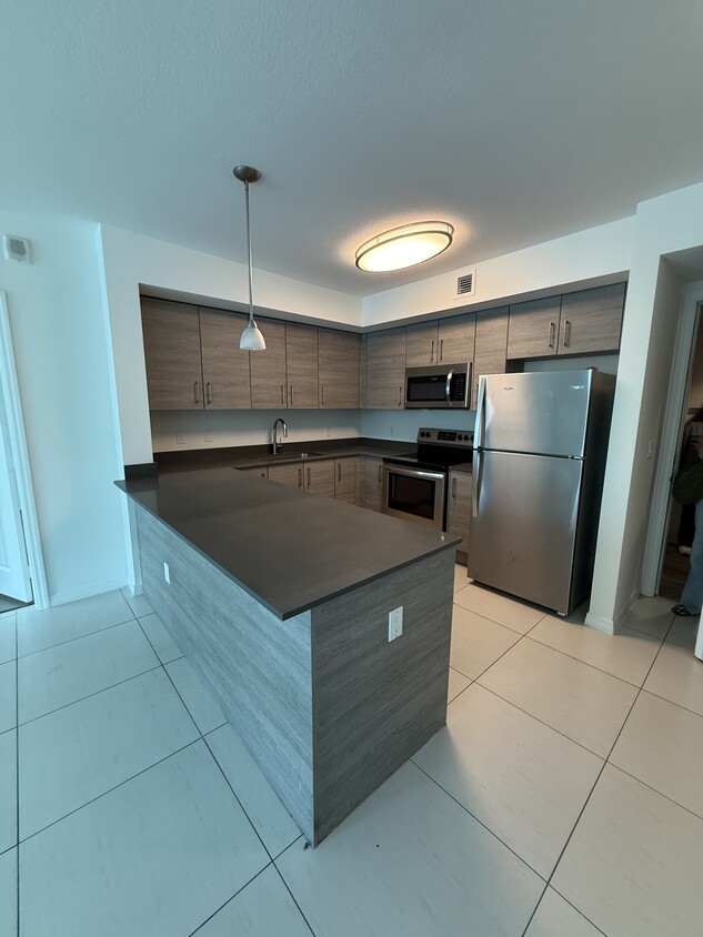 Foto principal - 7517 Mutiny Ave