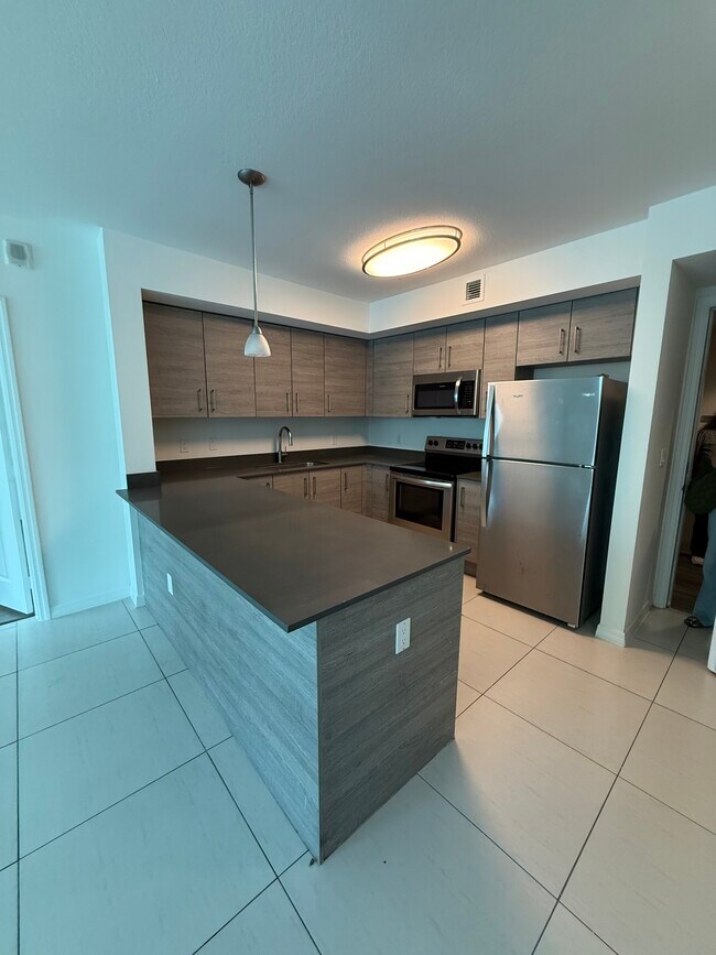 Building Photo - 7517 Mutiny Ave