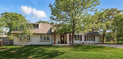 Building Photo - 841 Caublestone Hill Dr