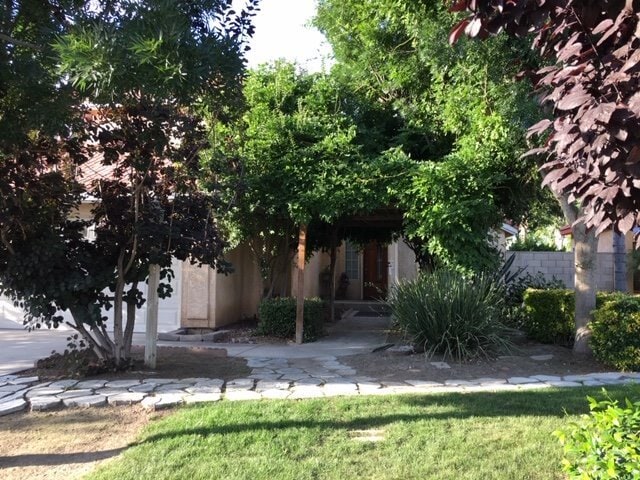 Building Photo - Silvercreek beauty. Come make this beautif...