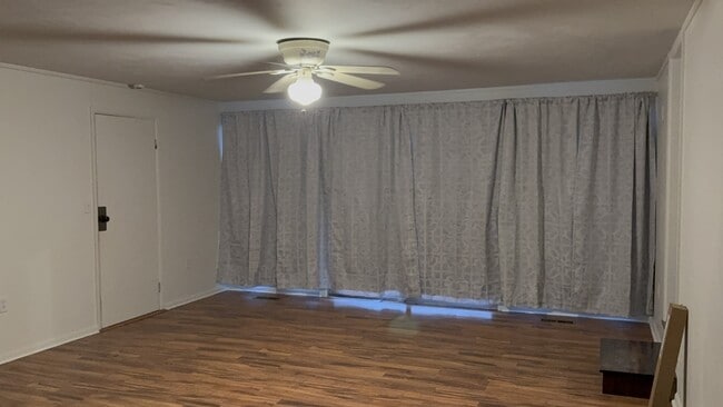 Building Photo - 3414 S 5th St