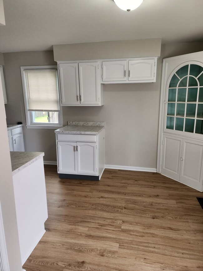 Building Photo - 208 Pierson Blvd