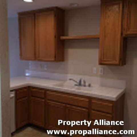 Building Photo - 523 Dakota Way