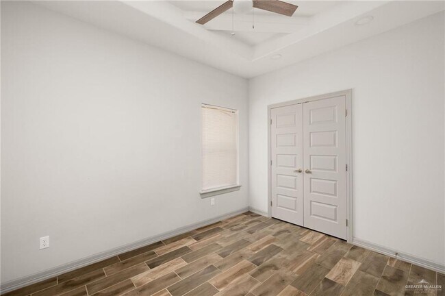 Foto del edificio - 10 Nightingale Ave