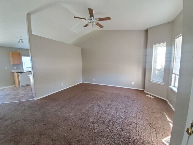 Foto del edificio - 1003 Gold Creek Dr