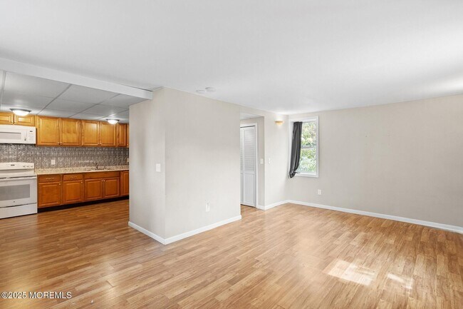 Foto del edificio - 425 W Park Ave