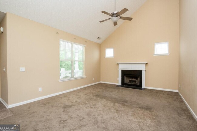 Foto del edificio - 4652 Parkway Cir