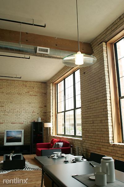Building Photo - 212 Grandville Ave SW