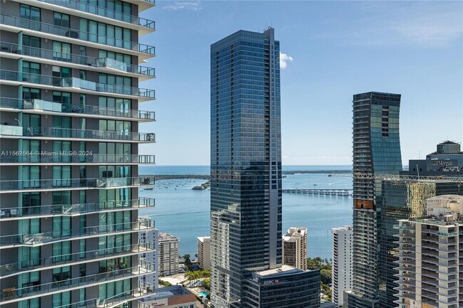 Foto del edificio - 60 SW 13th St